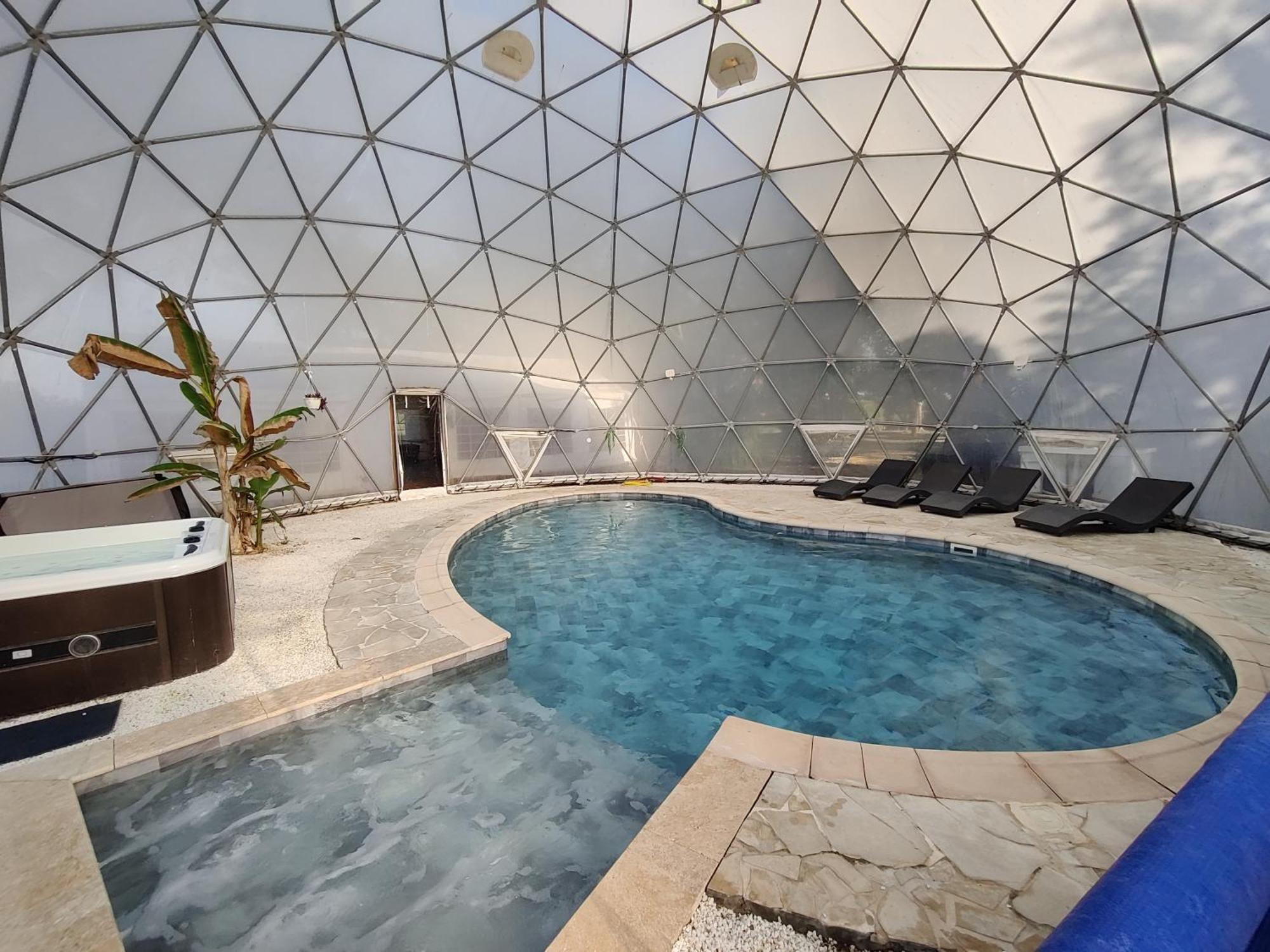 Mas Du Versadou, Dans Un Espace Naturel Protege, Piscine Couverte Chauffee Toute L'Annee, Spa Et Salle De Jeux แซ็ง จิลส์ ภายนอก รูปภาพ